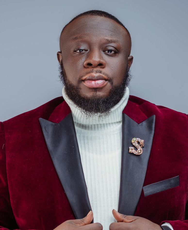Babatunde Akinlami (Elenu)